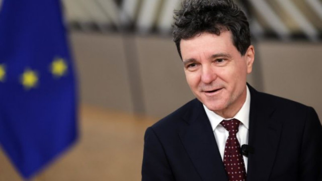 Румънският президент центрист Никушор Дан номинира Адриан Вестя член на